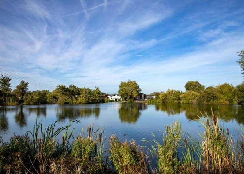 Tuscany Lodge Merston Zewnętrze zdjęcie